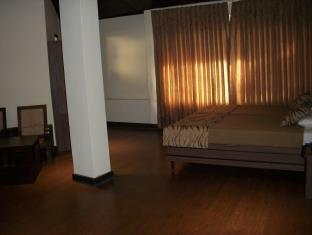 Hotel The Corner Nainital Exterior foto